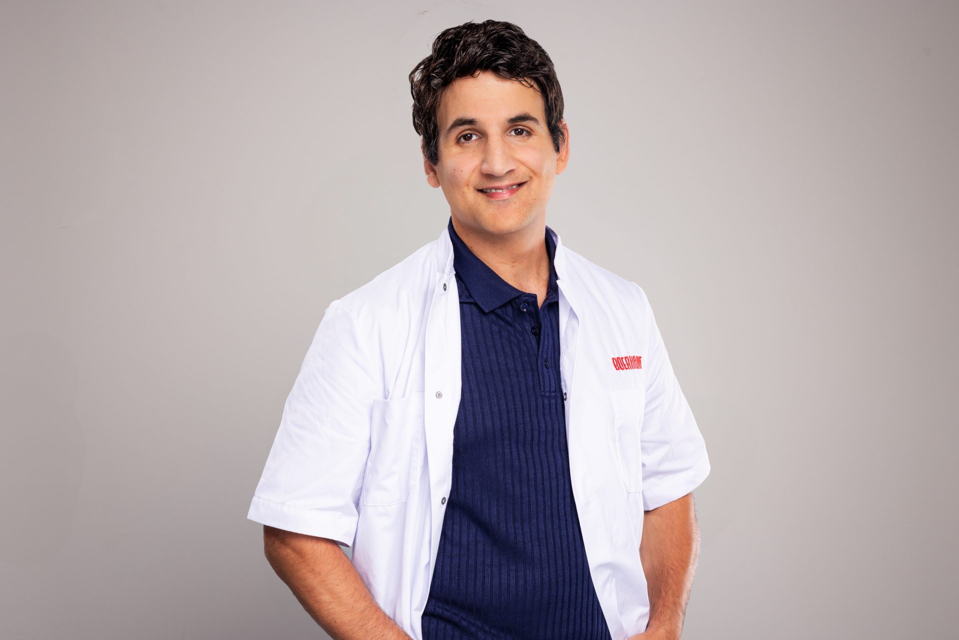 Dr. M. Enajat